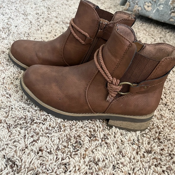 Booties - Picture 2 of 3